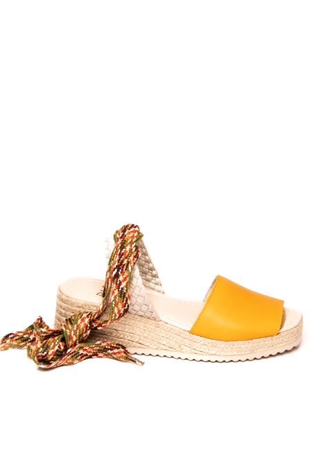 Sandalo velvet mostarda RIA MENORCA | 71002VELVET-MUSTARD